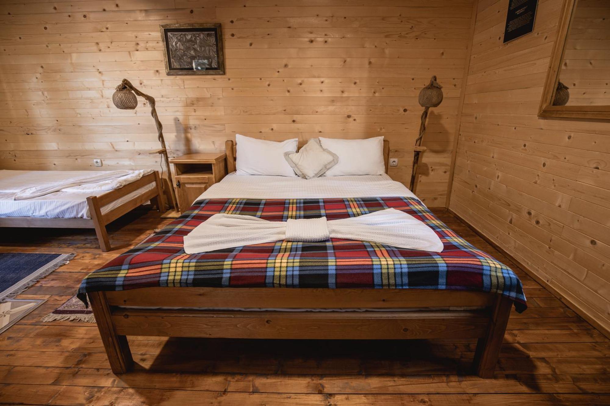 Jela Natural Resort Rozhajë エクステリア 写真