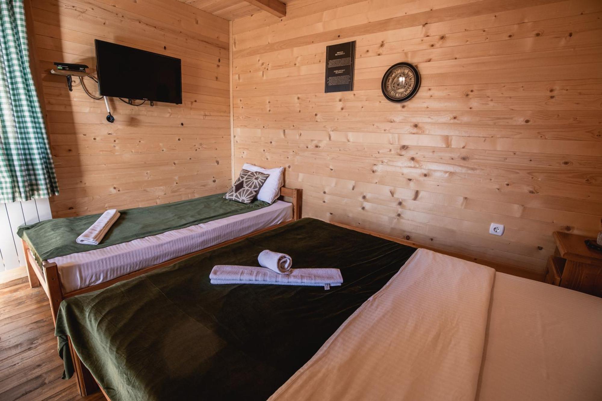 Jela Natural Resort Rozhajë エクステリア 写真